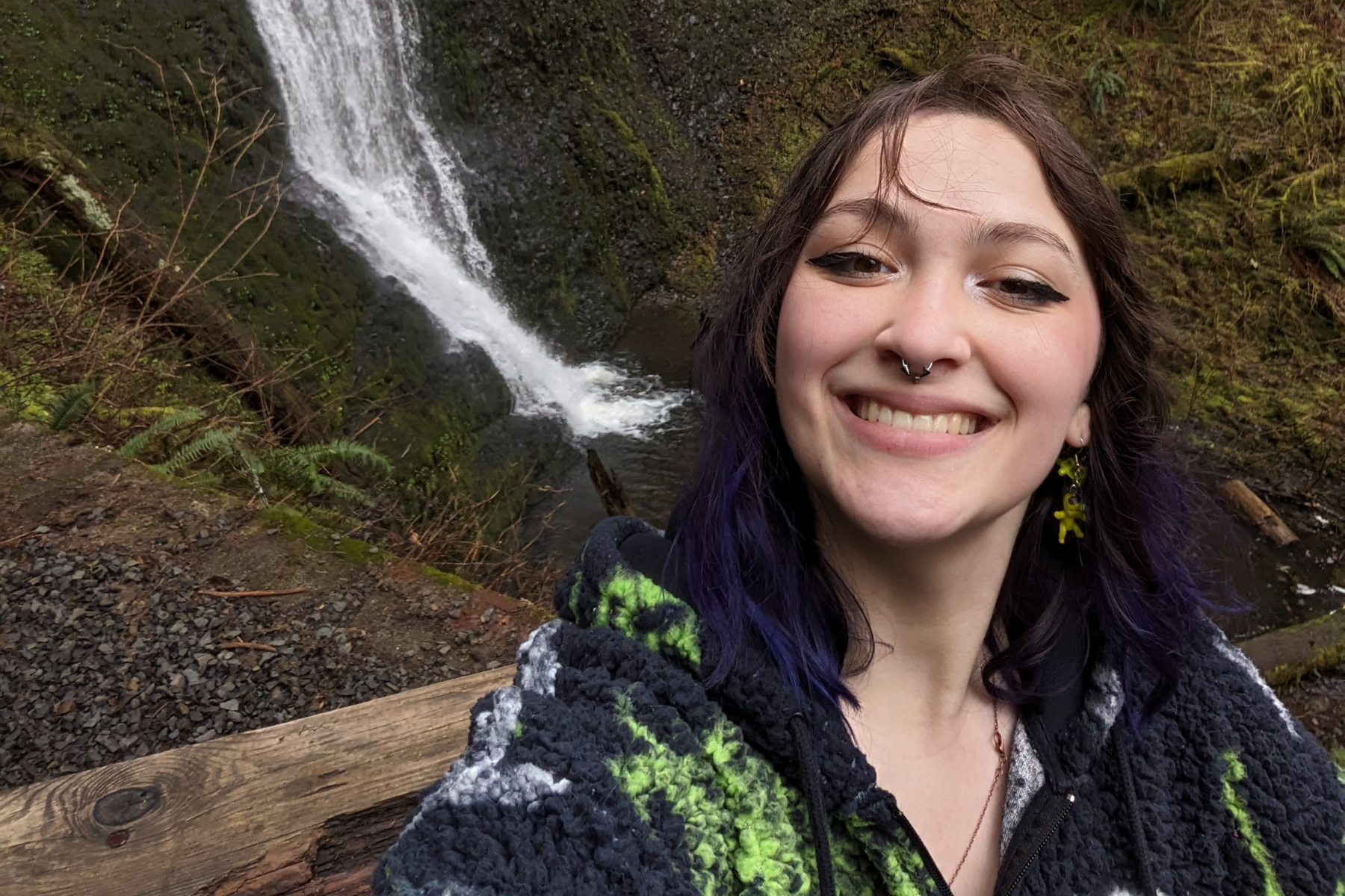 woman smiling in the outdoors