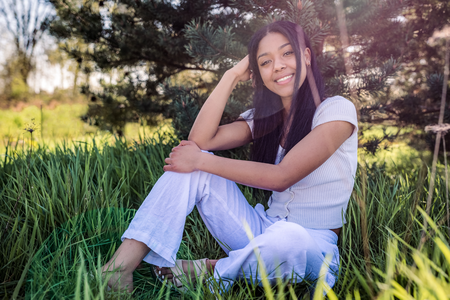 woman smiling in the outdoors