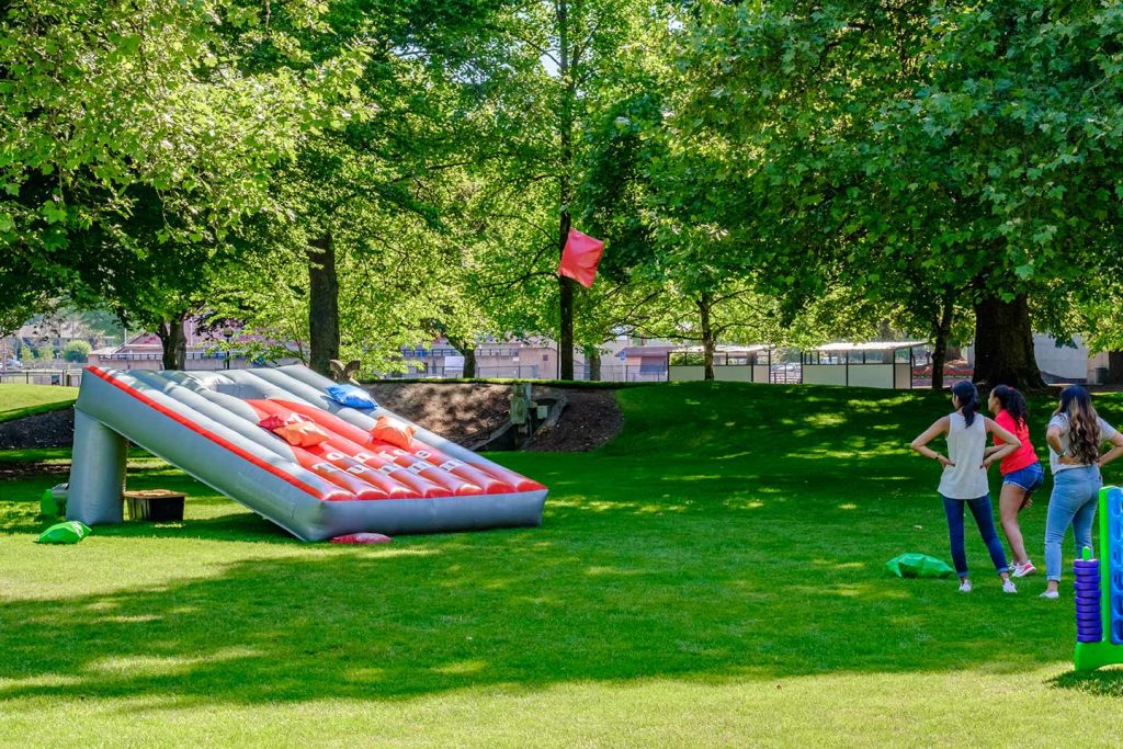 Huge cornhole game at WOU