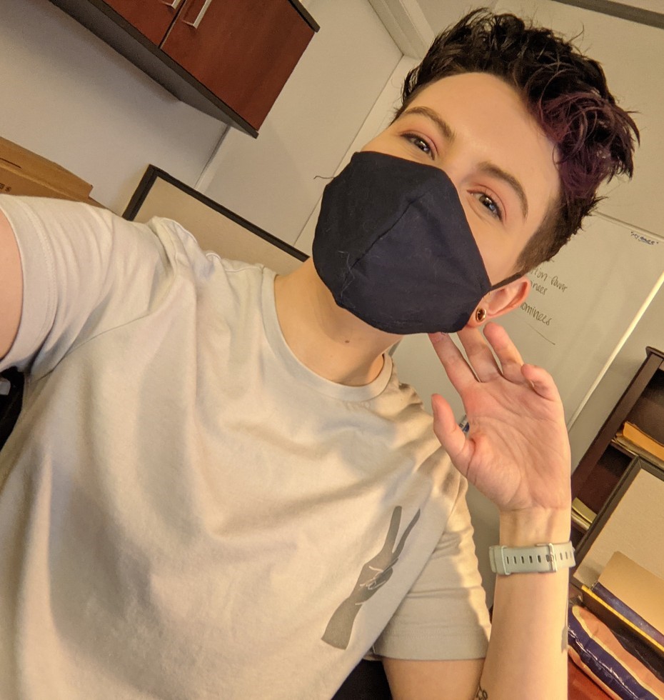 mask selfie - Annika Annika Thompson wearing a non-surgical mask in the office