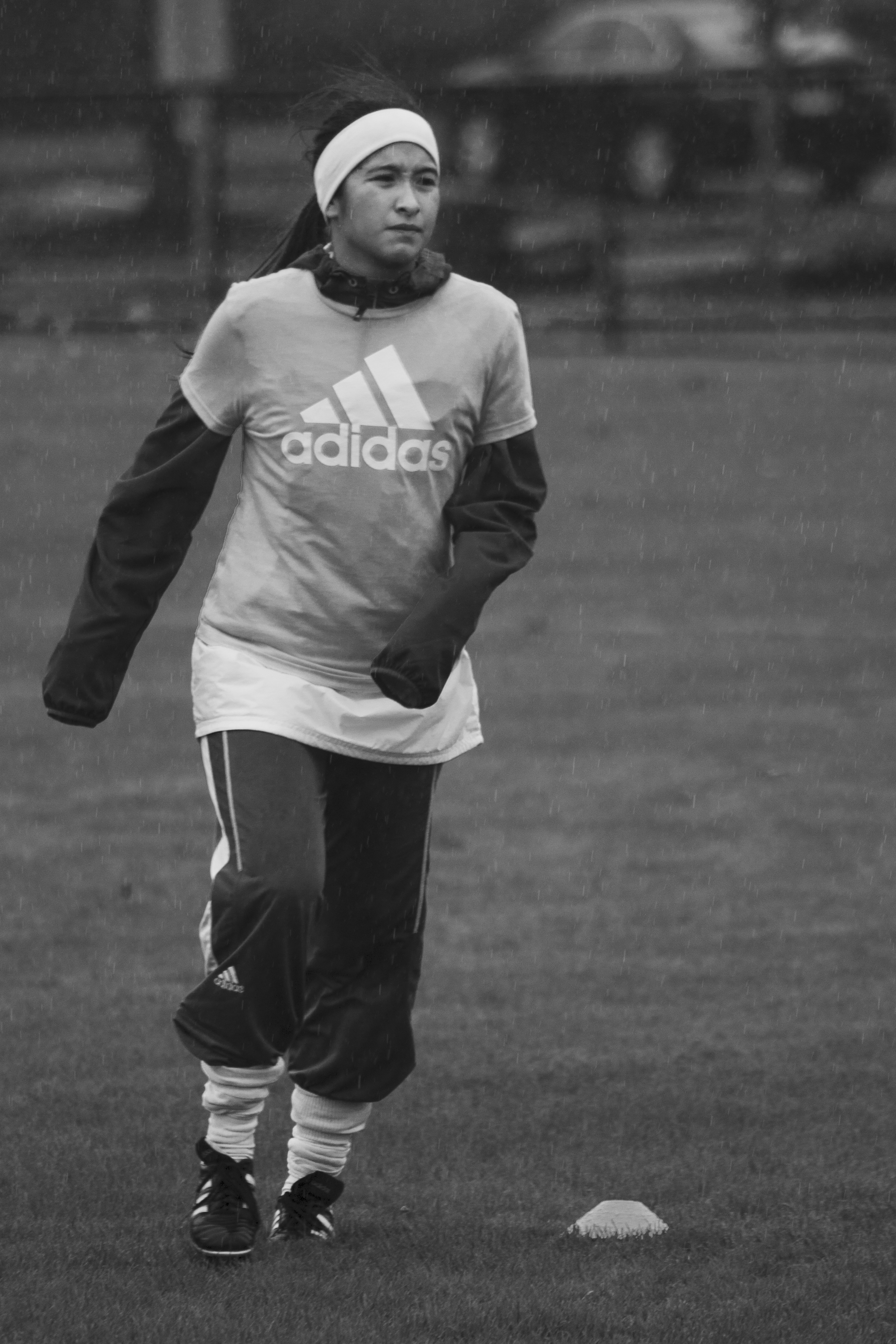 Western women’s soccer relinquishes wins