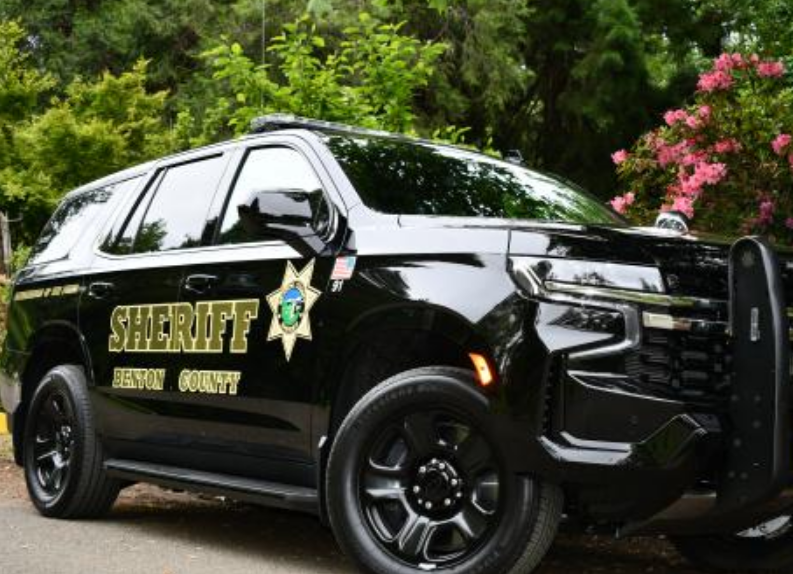 Benton Co Sheriff Vehicle R3 Journal Logo